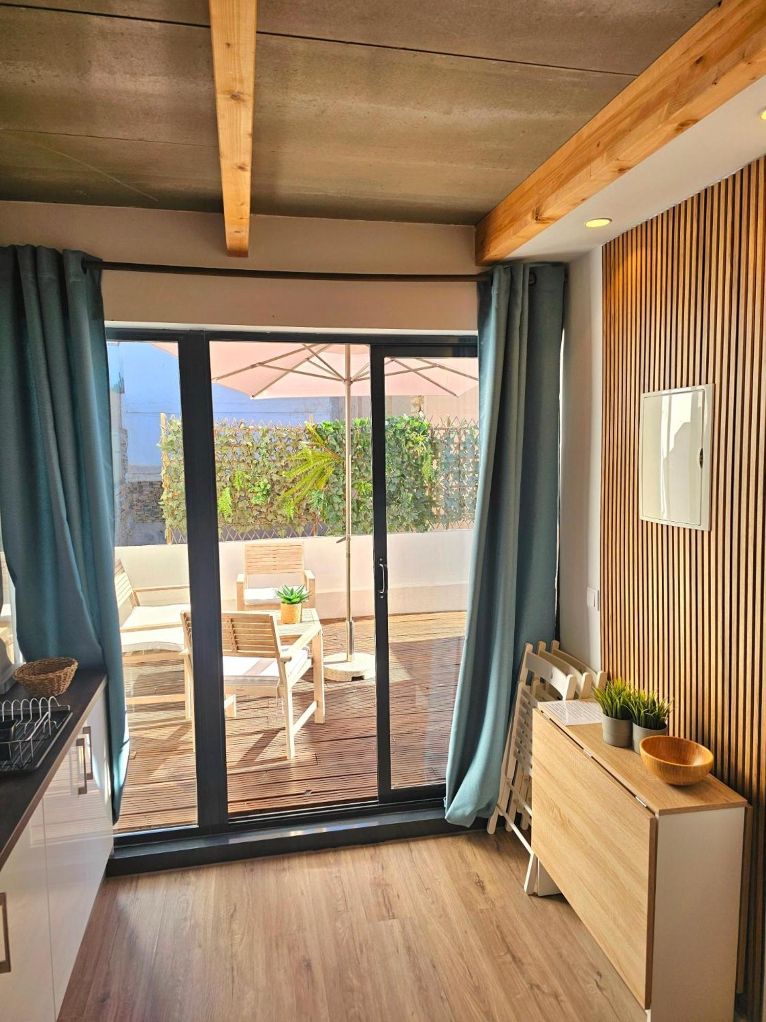 Apartamentos De La Huerta Alicante Luaran gambar