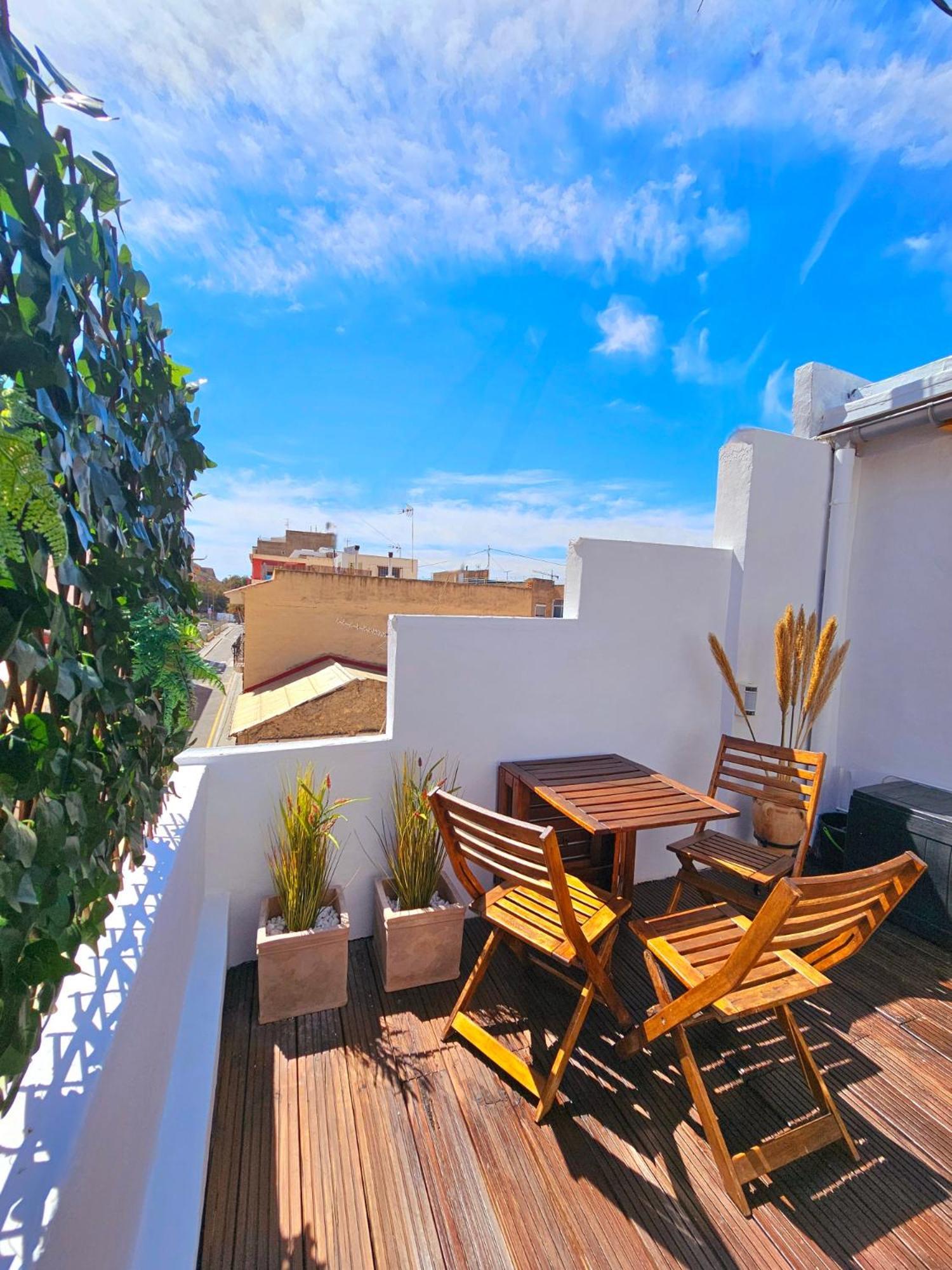 Apartamentos De La Huerta Alicante Luaran gambar